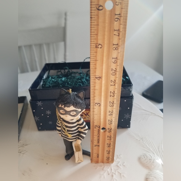 Lang and Wise 1998  Ceramic Ornament   Masked Cat - Picture 10 of 12